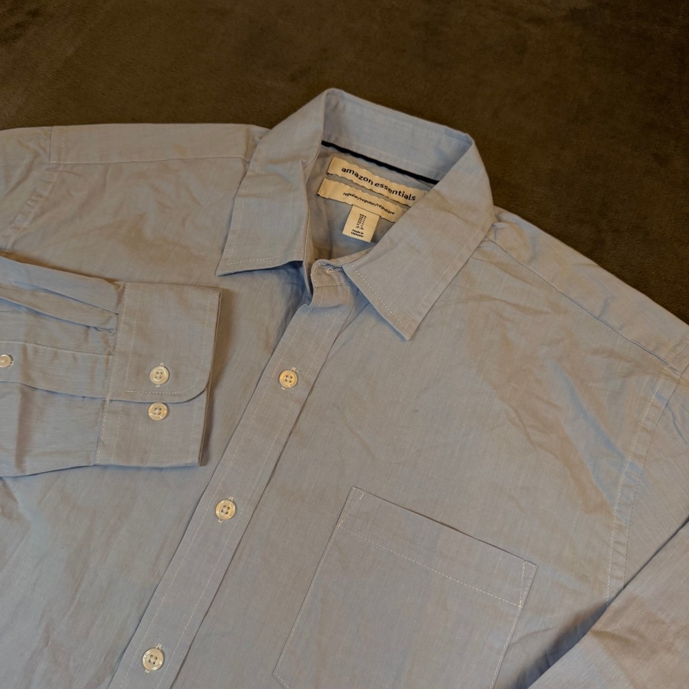 Amazon Essentials Regular Fit Button Up Shirt Mens Large Light Blue Cotton